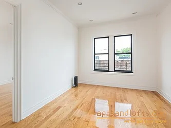 Rented by aptsandlofts.com