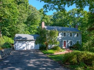 23 Appledore Ln, North Andover, MA 01845