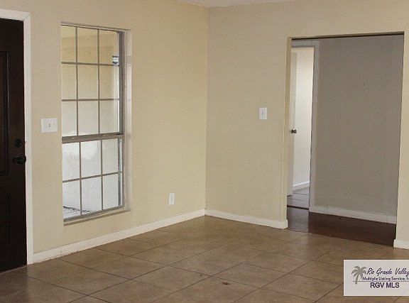 5th image of 28 Cliff Rose Cir