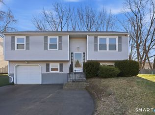 20 Kent Court, Middletown, CT 06457