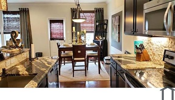 4th image of 1728 Gayla Creek Dr