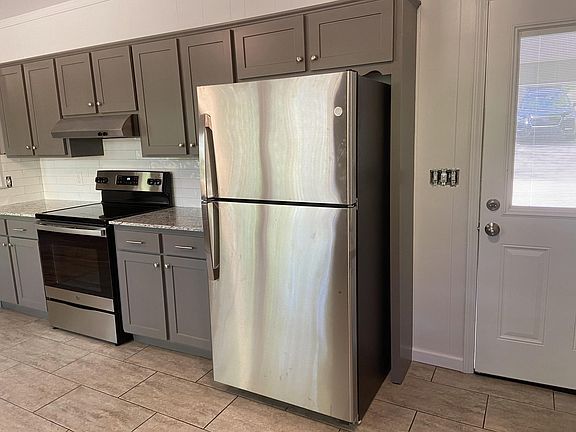 5th image of 2142 N Sheridan Ave