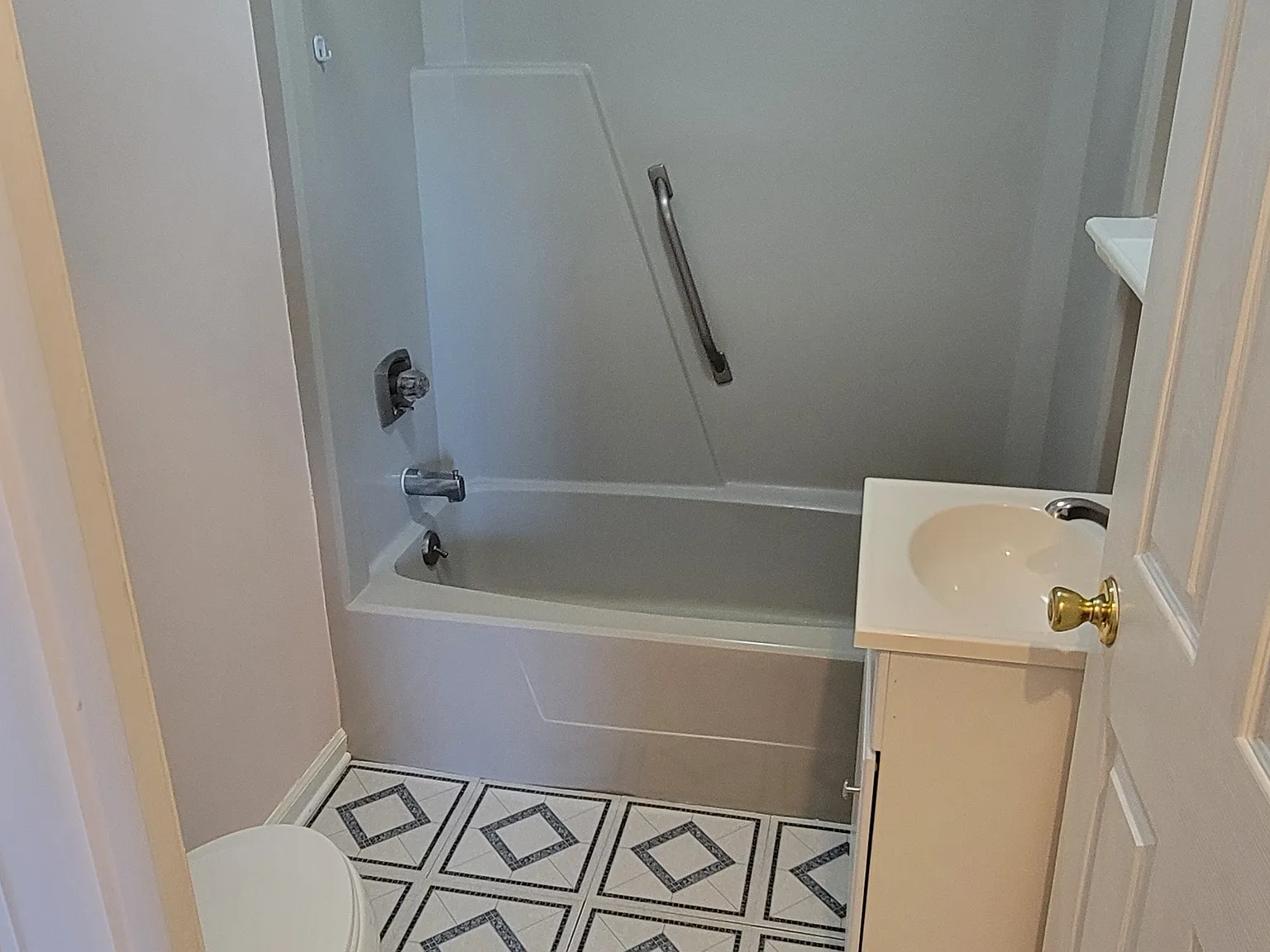 2 bed, $1,450 — Photo 3