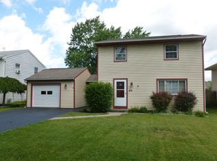 516 Indian Ridge Trl, Rossford, OH 43460
