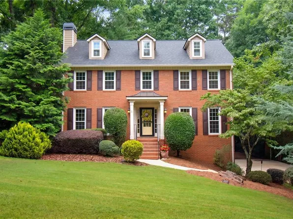 320 Derby Ridge Trce, Roswell, GA 30075