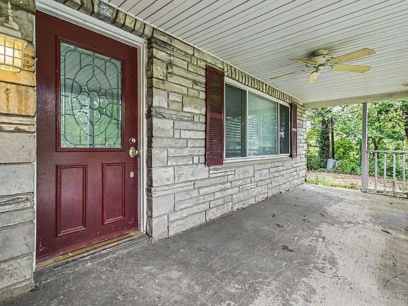 3rd image of 7723 W Chester Rd