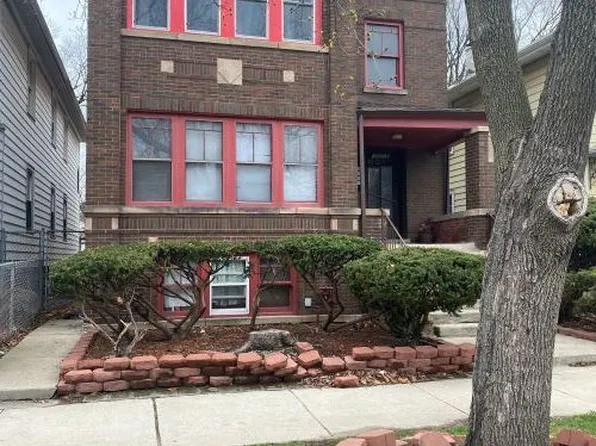 10214 S State St, Chicago, IL 60628