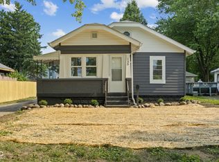 135 South Dr, Anderson, IN 46013