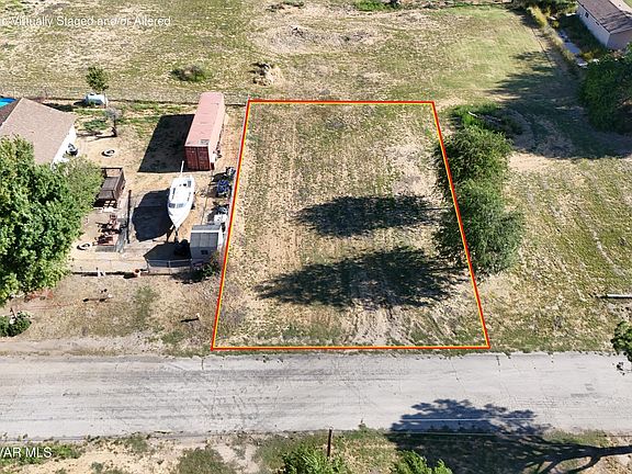 3rd image of Ashtree Dr