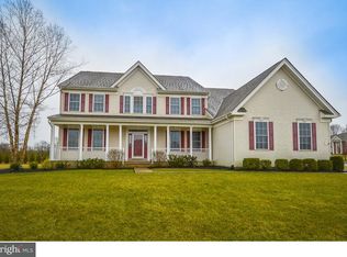 2 Copperleaf Ct, Ivyland, PA 18974