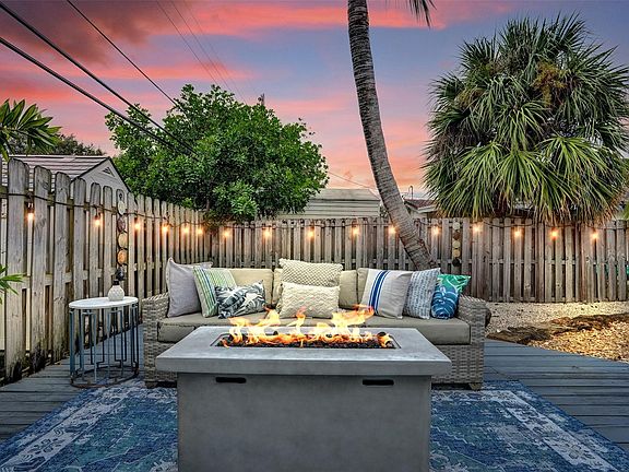 5th image of 260 SE 6th Court
