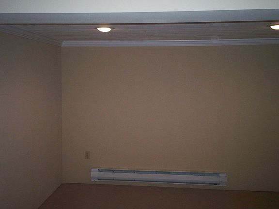 Finished,heated basement