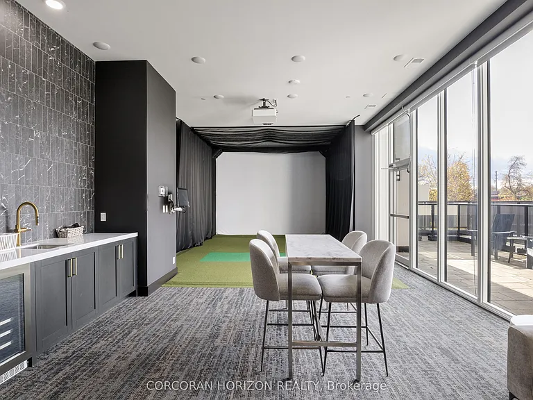 71 Wyndham St S #1105 — Photo 42