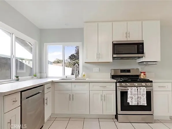 5886 Sky Meadow St, Riverside, CA 92509