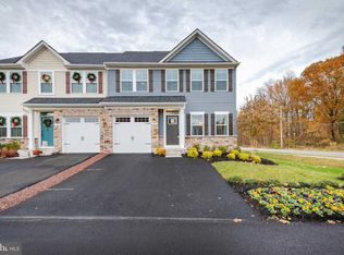 523 Turnstone Ct, Essex, MD 21221