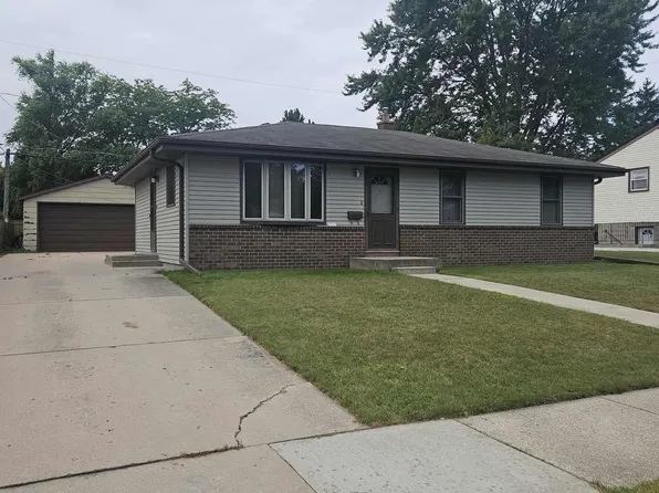 9317 Carol Ann DRIVE, Sturtevant, WI 53177