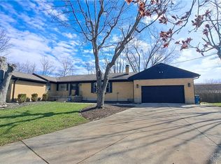 6262 Garber Rd, Dayton, OH 45415
