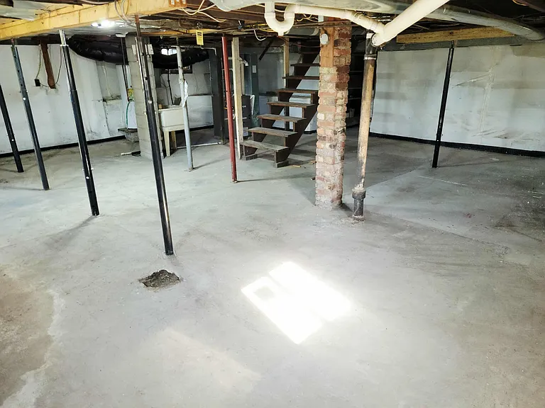 1023 Carbon Rd — Photo 37