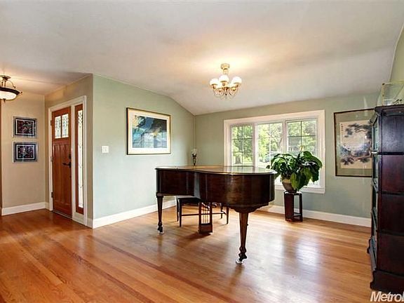 3rd image of 4179 Los Coches Way