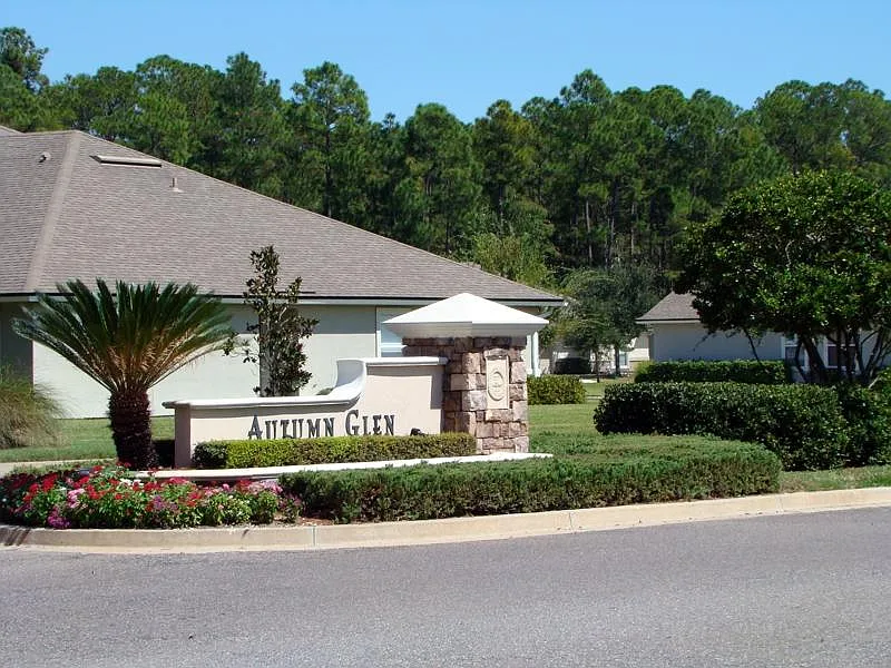 Building Photo - 1595 Vineland Cir #C