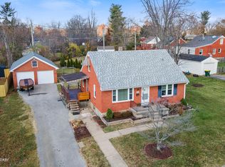 12215 Hardwick Rd, Woodland Hills, KY 40243