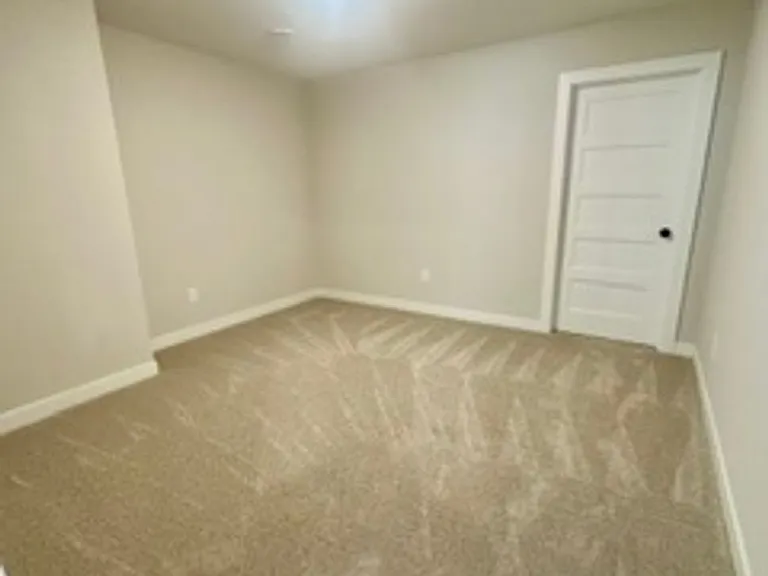 26942 Middle Cullen Rd — Photo 10