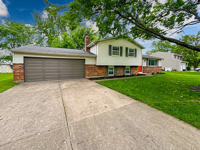 4214 Hanover Dr — Photo 1