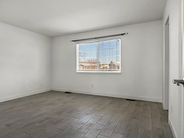 7446 S Memphis St — Photo 16