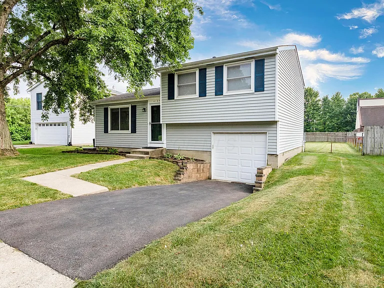 4183 Little Pine Dr — Photo 2