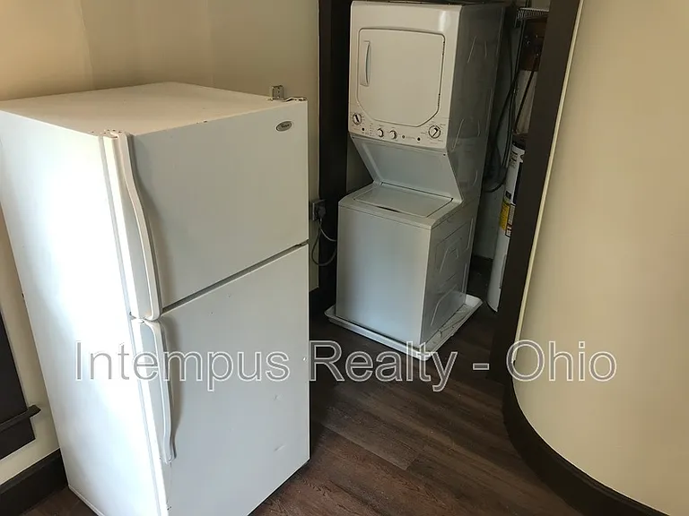 236 E William St #2 — Photo 5