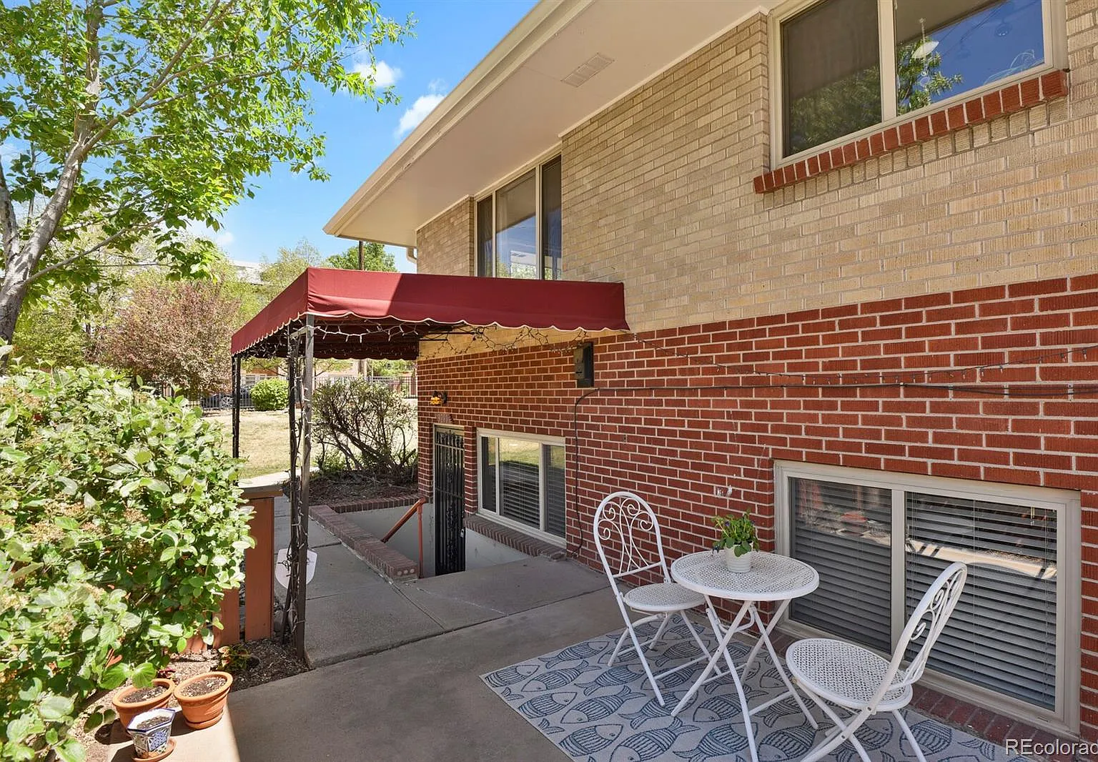 2 bed, 581 sqft, $2,500 — Photo 2