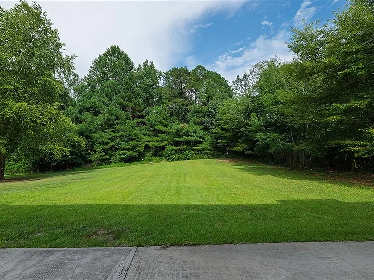 315 Foe Creek Dr — Photo 2