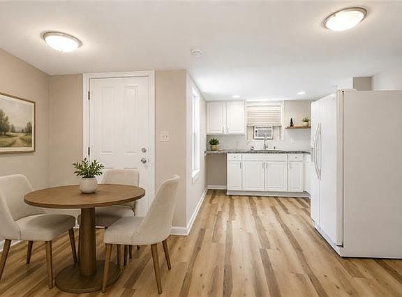 3rd image of 1828 5th St #2