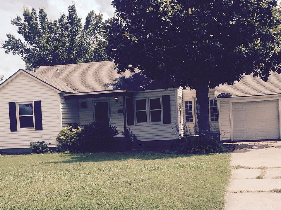 1st image of 1120 E 38th St S