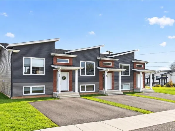 62 Aime St, Dieppe, NB E1A 8R4