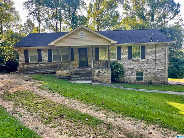 105 Highland Dr, Columbiana, AL 35051