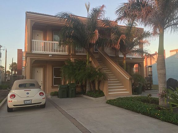 2nd image of 126 E Cora Lee Dr
