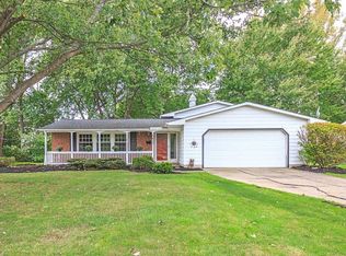 6432 Curtiss Ct, Mentor, OH 44060