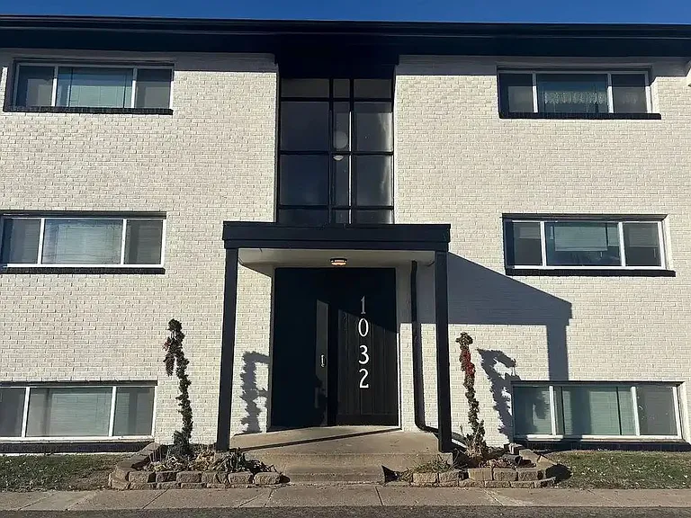 Genesis Apartments — Photo 3