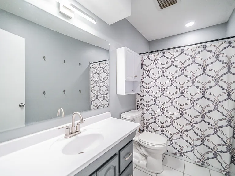 6621 Bradshaw St — Photo 16