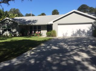 545 Eugenia Rd, Vero Beach, FL 32963
