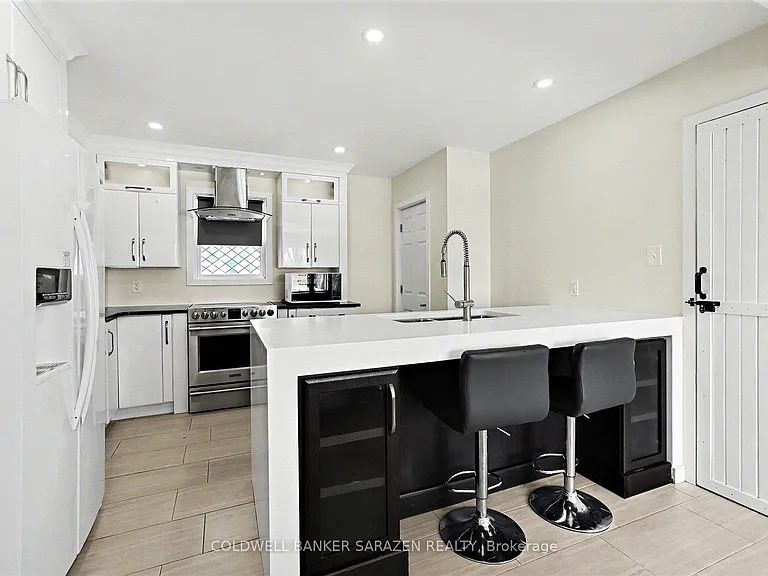 1103 Frances St — Photo 9
