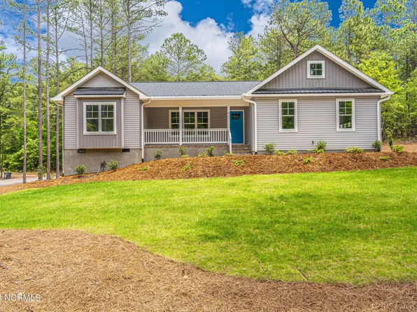 65 N Shamrock Drive, Foxfire Village, NC 27281