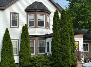 160 8th Ave APT 2, Troy, NY 12180