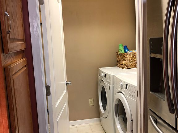 4th image of 4230 Endeavor Dr #41-101
