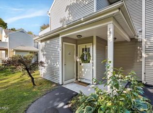 238 Monmouth Way, Halfmoon, NY 12065