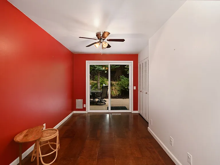 5008 Puget Blvd SW — Photo 8