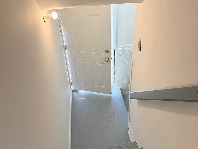 4115 N College Ave — Photo 50