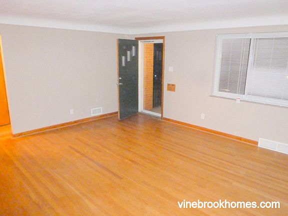 2nd image of 1314 Telford Ave