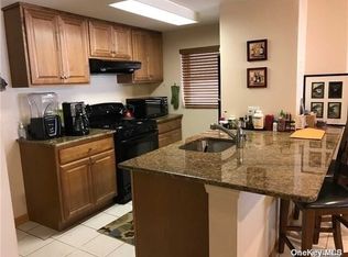 160 Lincoln Blvd, Long Beach, NY 11561